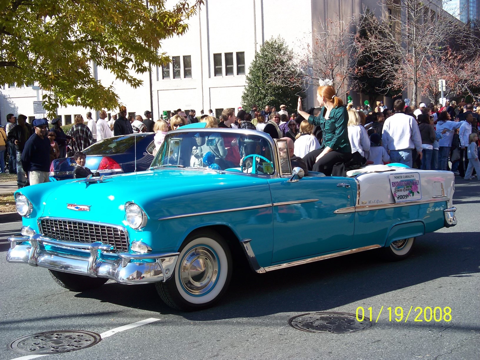 Ole' Belle traveling through Charlotte's Thanksgiving parade